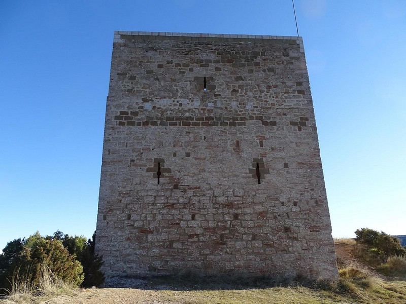 Castillo de Momegastre