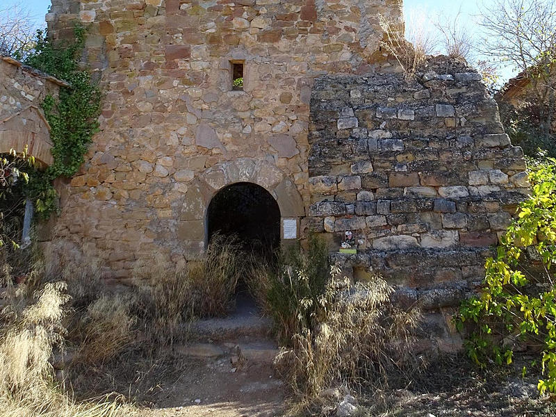 Iglesia del despoblado de Finestras