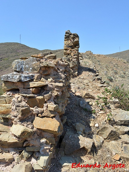 Castillo de Robres