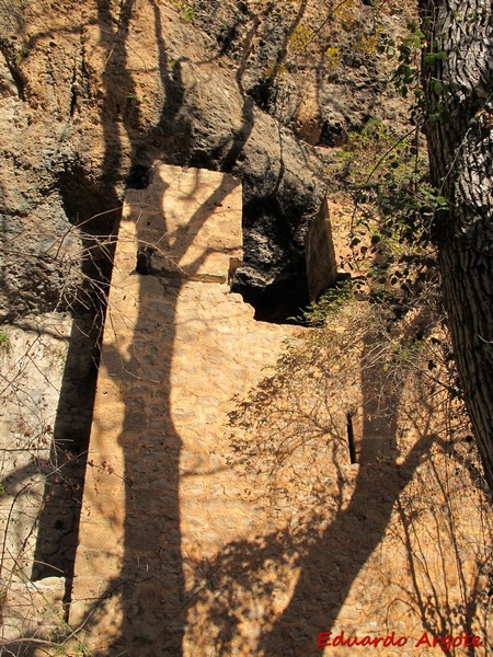 Castillo de Castañares de las Cuevas