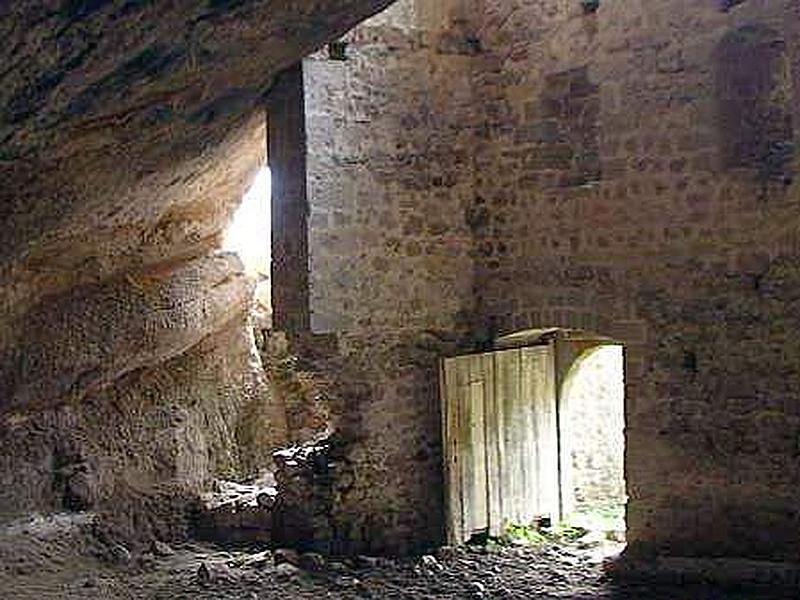 Castillo de Castañares de las Cuevas