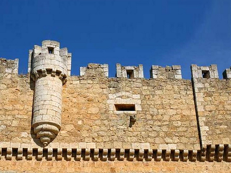 Castillo de Grajal de Campos