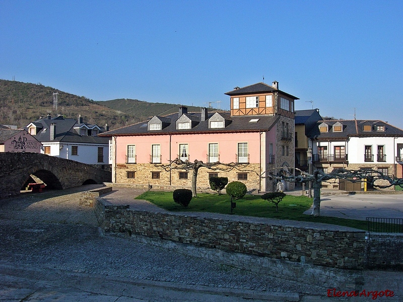 Casona de Don Pelegrin