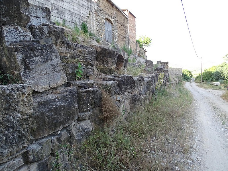 Muralla romana de Aeso