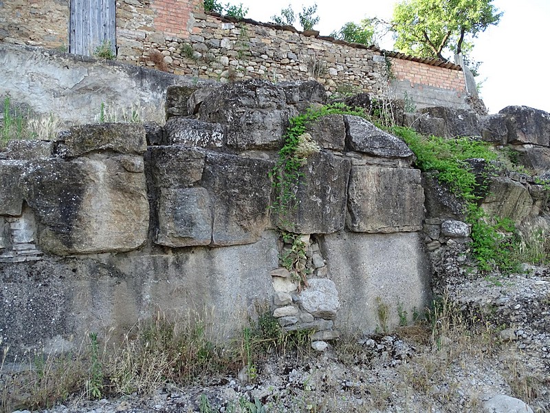 Muralla romana de Aeso