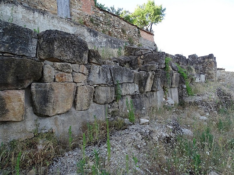 Muralla romana de Aeso