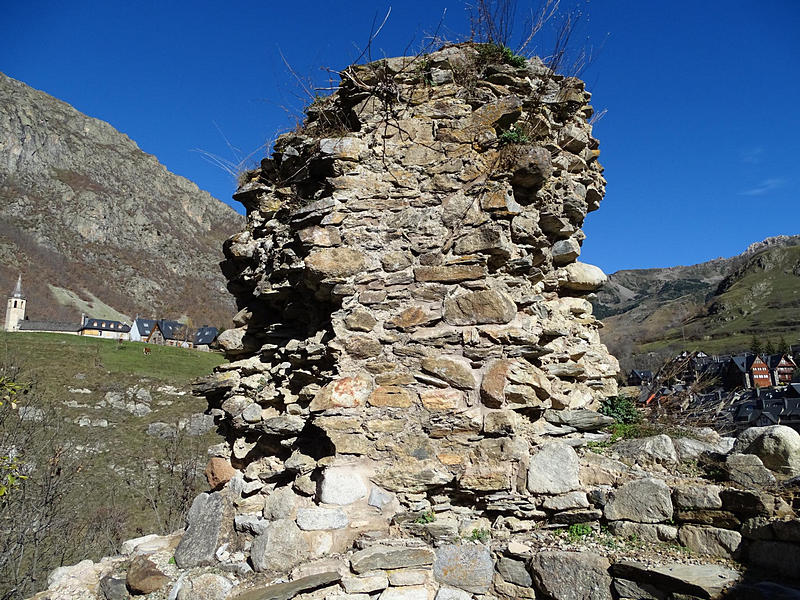 Castillo de Salardú