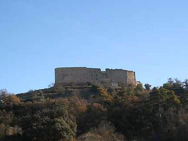 Muralla urbana de Montfalcó Murallat