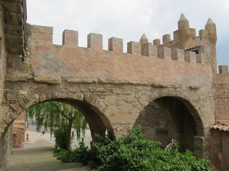 Muralla urbana de L'Aranyó