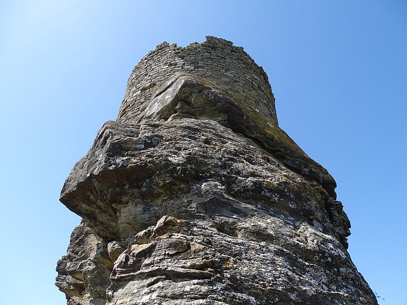 Castillo de Montllobar