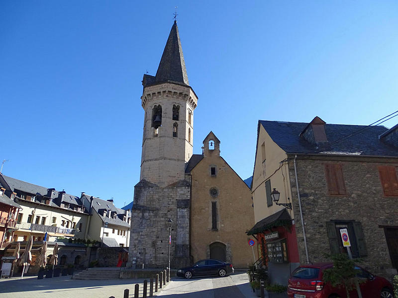 Iglesia fortificada de Sant Miquèu