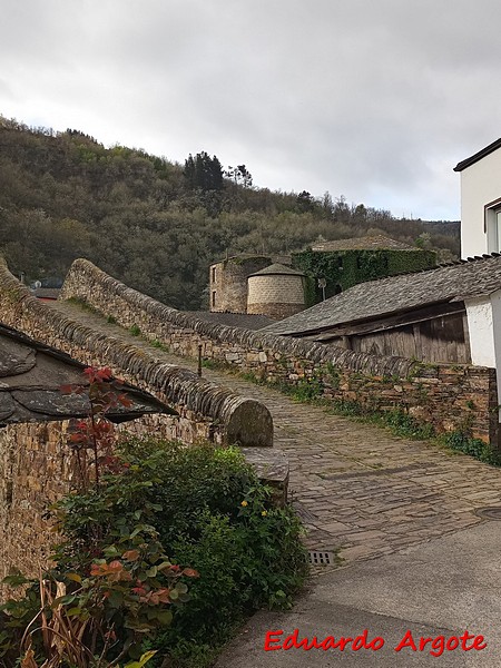 Puente medieval de Navia de Suarna