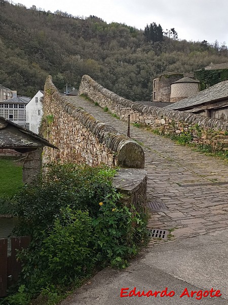 Puente medieval de Navia de Suarna