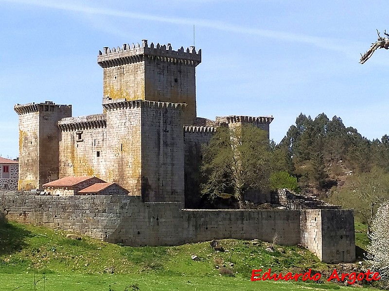 Castillo de Pambre