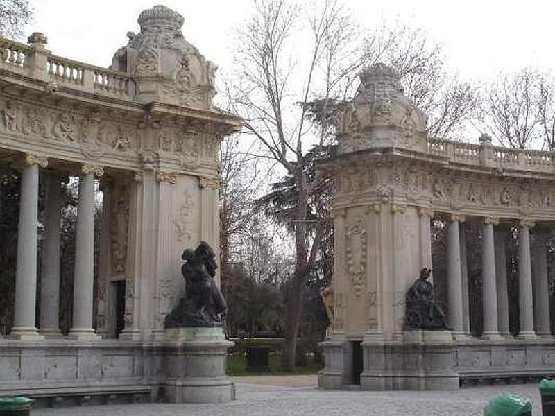 Monumento a Alfonso XII