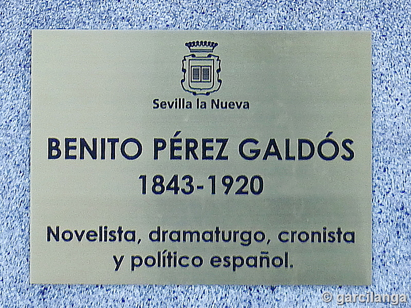 Monumento a Benito Pérez Galdós