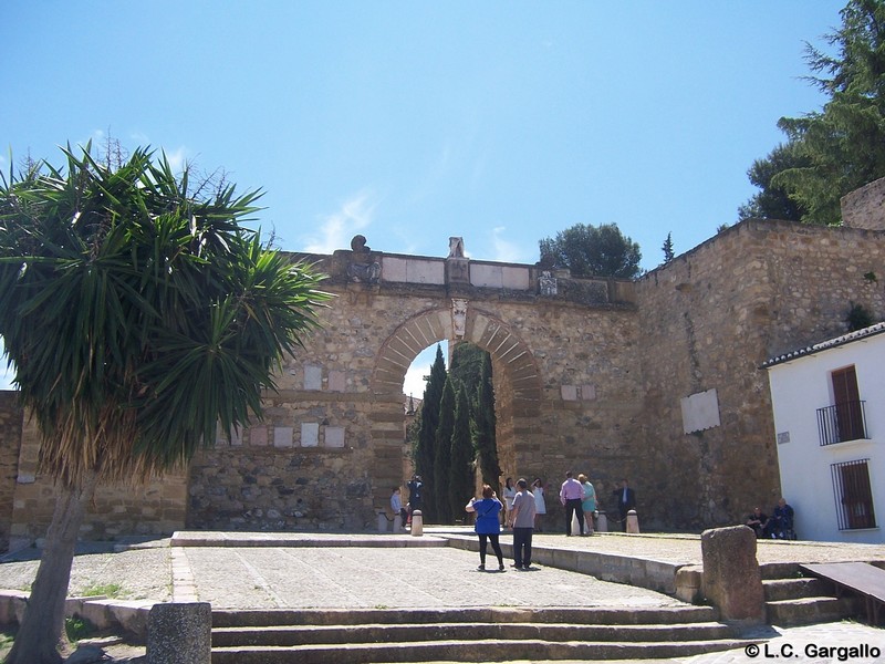 Arco de los Gigantes