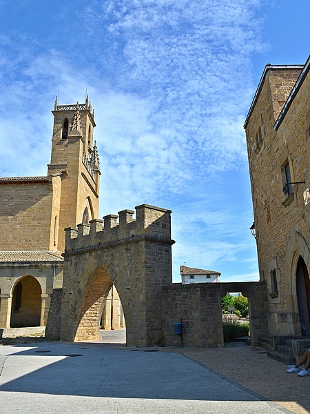 Puerta de Obanos