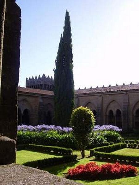 Catedral fortificada de la Asunción