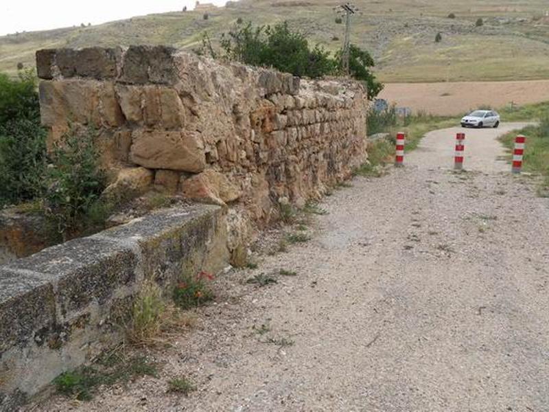 Puente fortificado de Gormaz