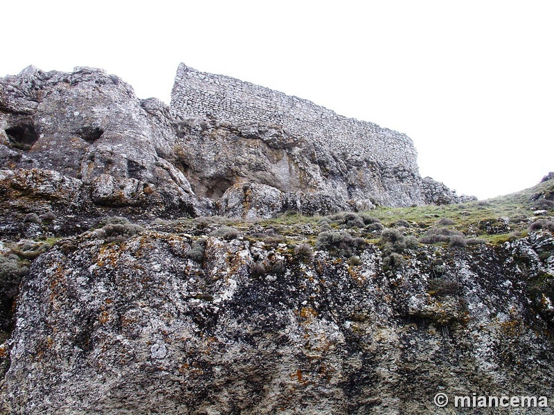 Muralla urbana de Peñalcázar