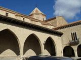 Plaza porticada de Cantavieja