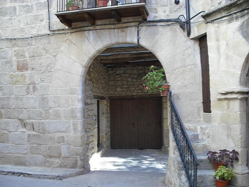 Portal capilla de San Roque