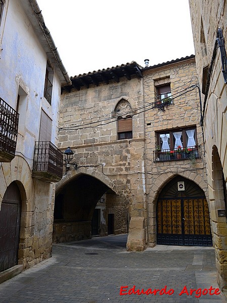 Portal de la Casa Sapera