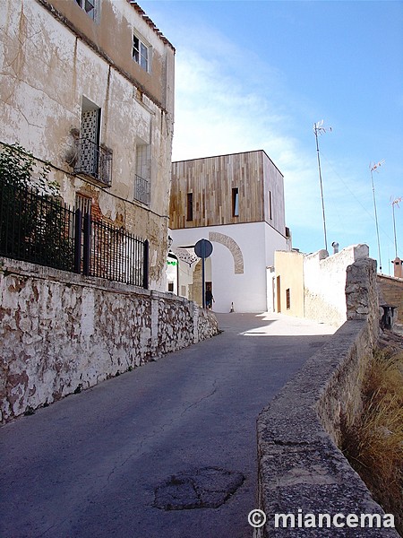 Muralla urbana de Requena