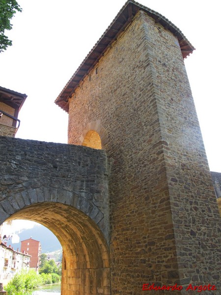 Puente fortificado de la Muza