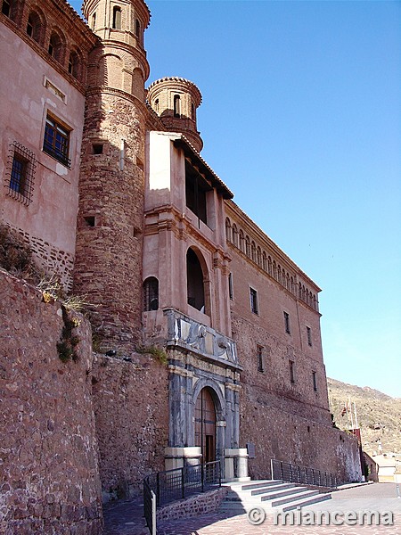 Castillo palacio del Papa Luna