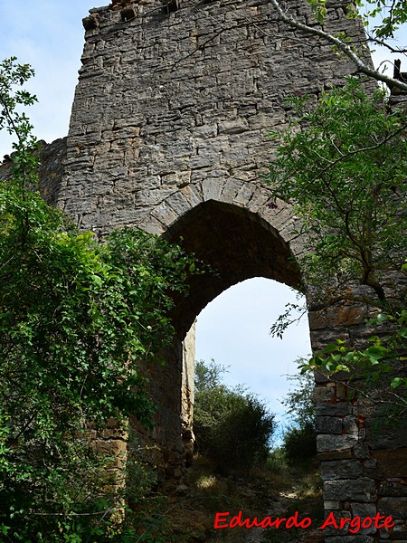 Muralla urbana de Tiermas