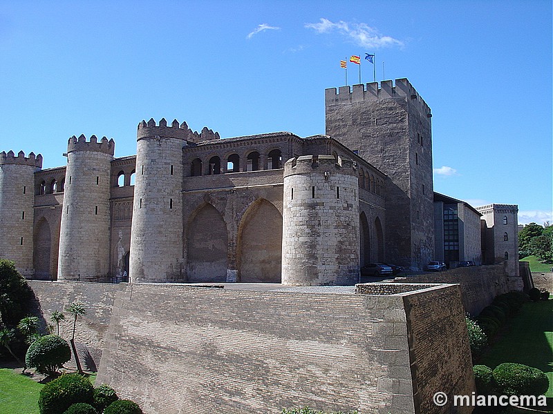 Castillo palacio de la Aljafería